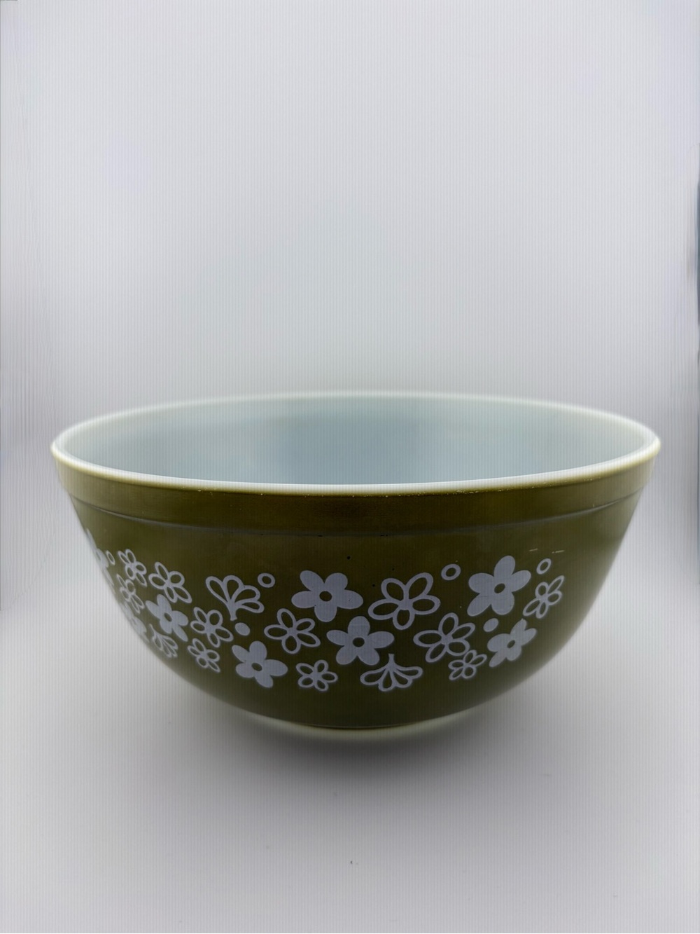 Vintage Pyrex 403 Spring Blossom/Crazy Daisy Mixing Bowl